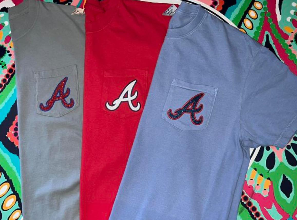 Atlanta Braves Embroidered Applique Glitter Pocket Tee